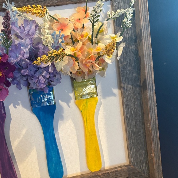 Handcrafted Colorful Paintbrush Floral Wall Art - Four Brush Bouquet - Picture 3 of 8